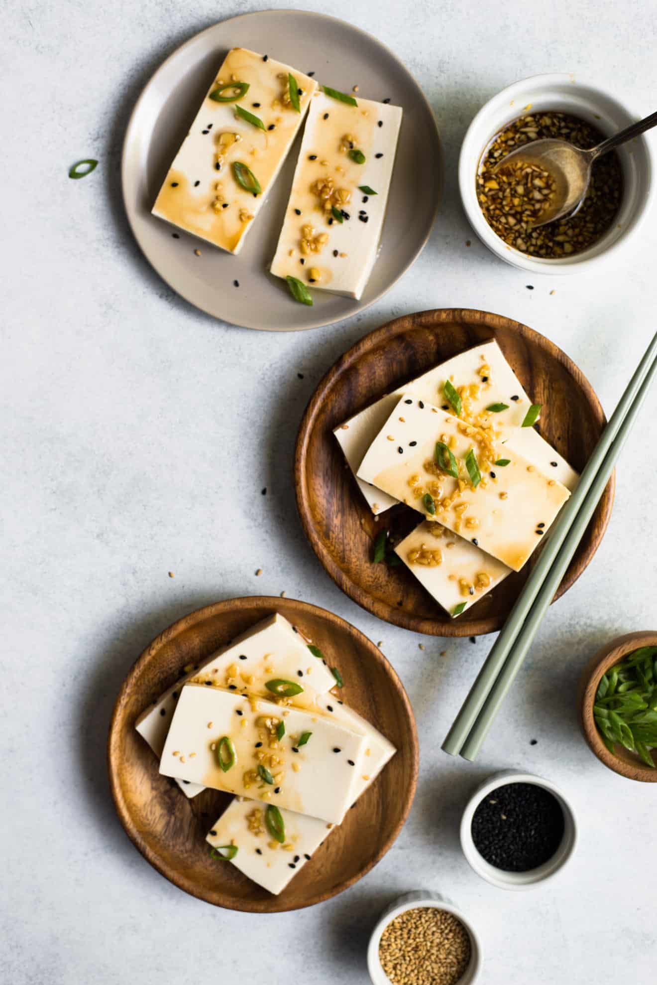 10 Minute Tofu Appetizer - an easy, vegan cold tofu dish that is great as an appetizer!