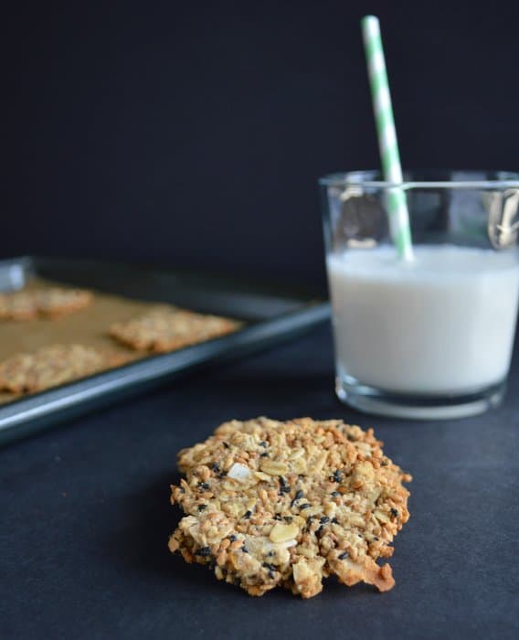 Oats & Flax Seed Crisps | Healthy Nibbles and Bits