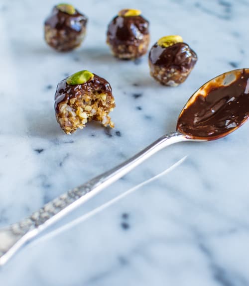 Mint Chocolate Bites | Healthy Nibbles and Bits