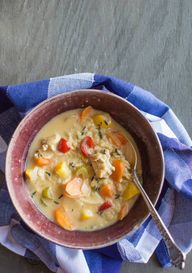 Creamy Chicken Rice Soup | healthynibblesandbits.com