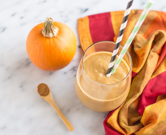 A delicious and satisfying Pumpkin Banana Smoothie! | healthynibblesandbits.com #vegan