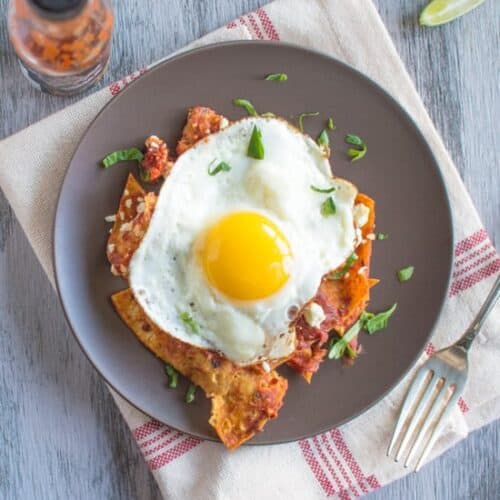 Chilaquiles with Homemade Tomato Sauce & Fried Egg | Healthy Nibbles by ...