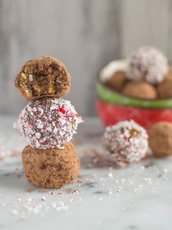 Delicious and addictive Kahlua Coconut Snack Bites 