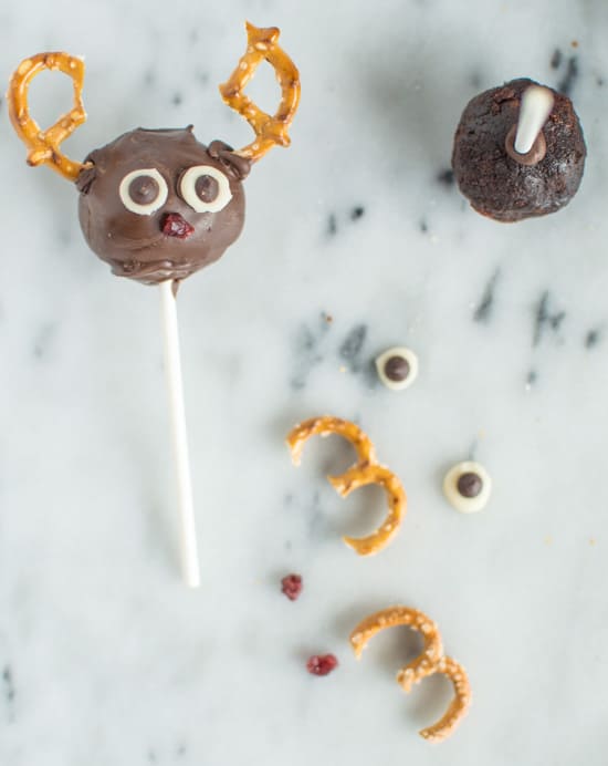 These adorable Rudolph Brownie Pops are delicious and gluten-free!