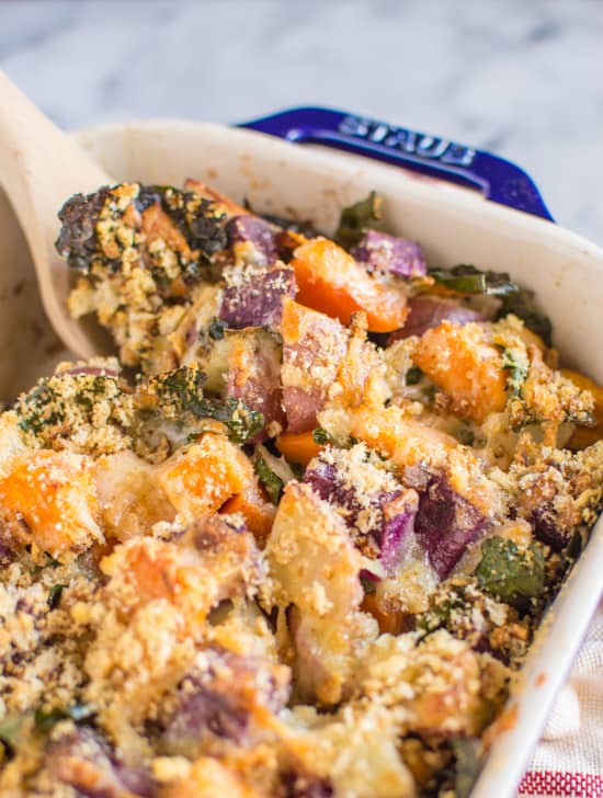 Cheesy Potato Kale Bake| healthynibblesandbits.com #glutenfree