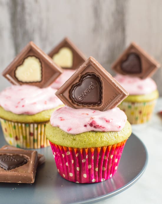 Green Tea Cupcakes and Raspberry Frosting | healthynibblesandbits.com