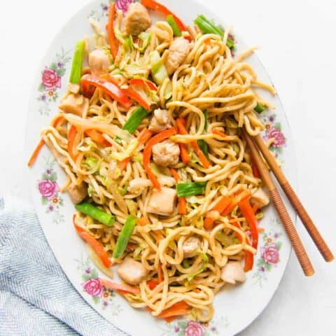 The Easiest Chicken Chow Mein (雞肉炒麵, 30 Minutes) | Healthy Nibbles by ...