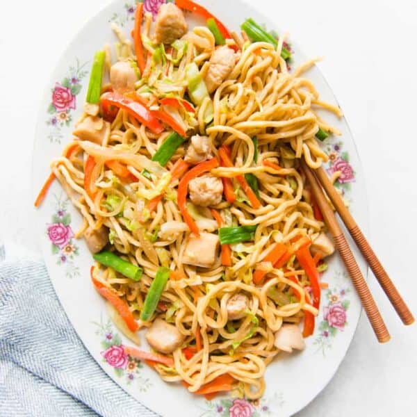 The Easiest Chicken Chow Mein (雞肉炒麵, 30 Minutes) | Healthy Nibbles by ...