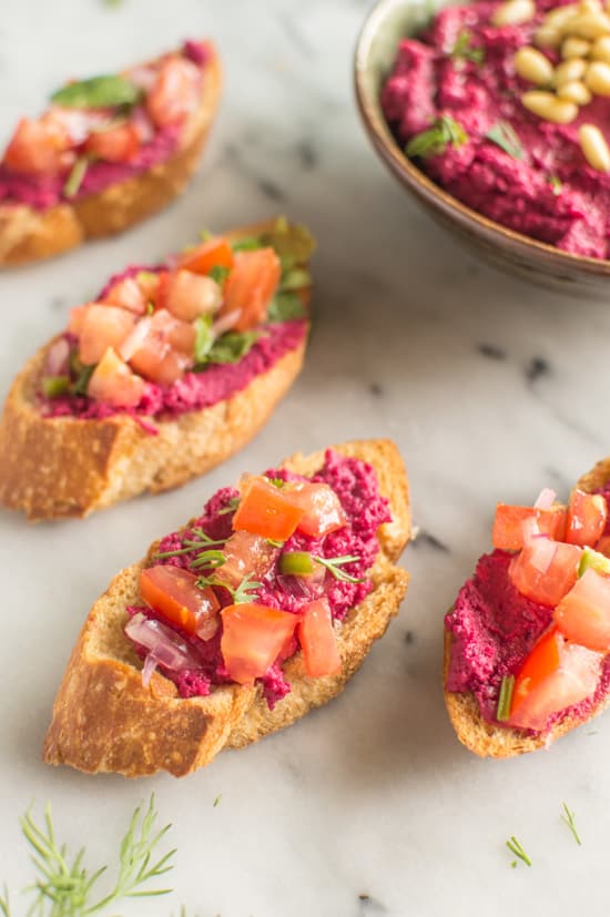 The perfect appetizer - Red Beet Hummus Bruschetta | healthynibblesandbits.com