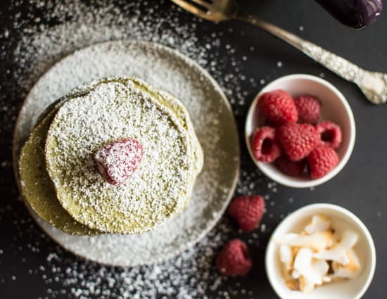 Delicious, fluffy, vegan green tea pancakes that will brighten your morning!