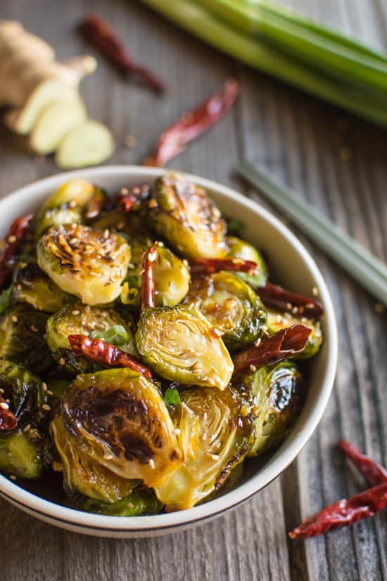 They're tangy, sweet, spicy, and the perfect 30-minute dish for your weeknight meals! General Tso's Brussels Sprouts | healthynibblesandbits