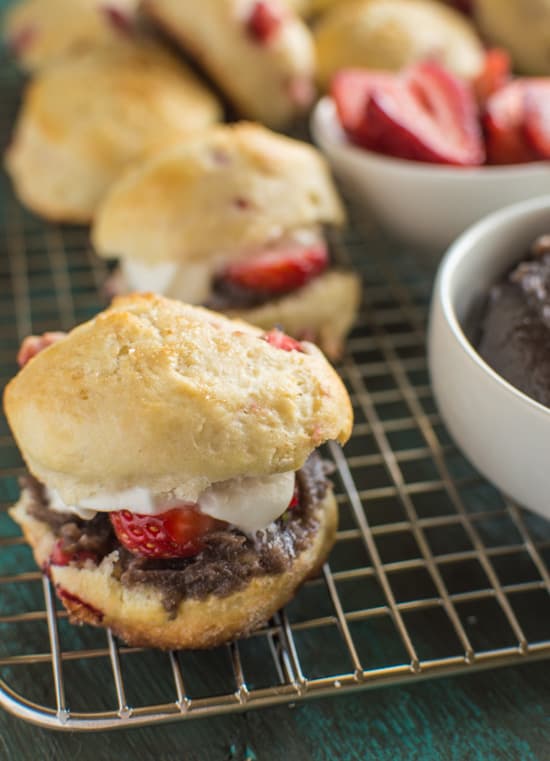 Mini Strawberry Scones with Red Bean Paste | healthynibblesandbits.com