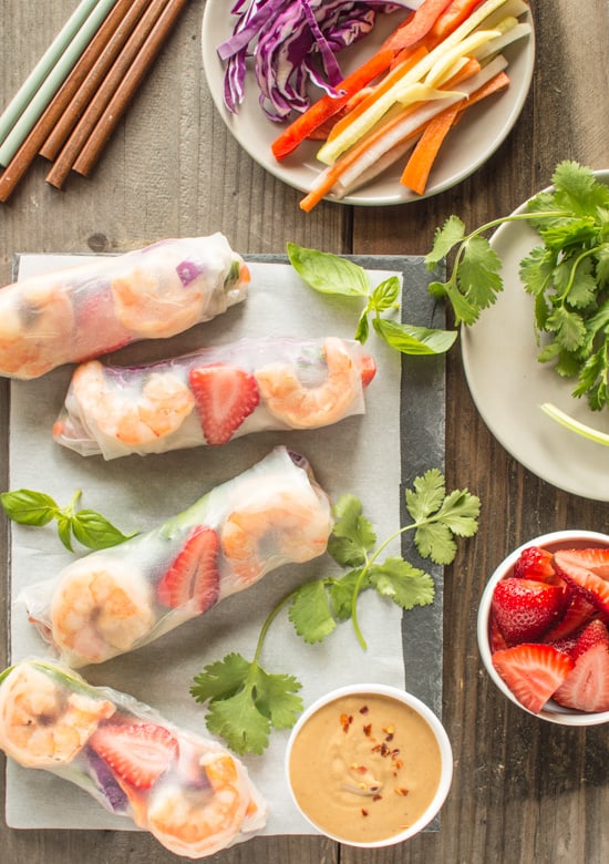 Simple and delicious - Shrimp Spring Rolls with Peanut Sauce | healthynibblesandbits