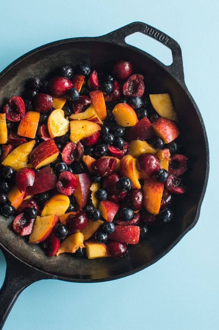 Peach Cherry Blueberry Crumble - vegan + gluten-free! | https://healthynibblesandbits.com/