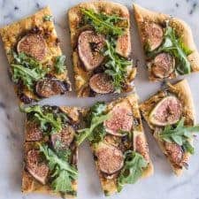 Three Cheese Fig & Onion Pizza | healthynibblesandbits.com