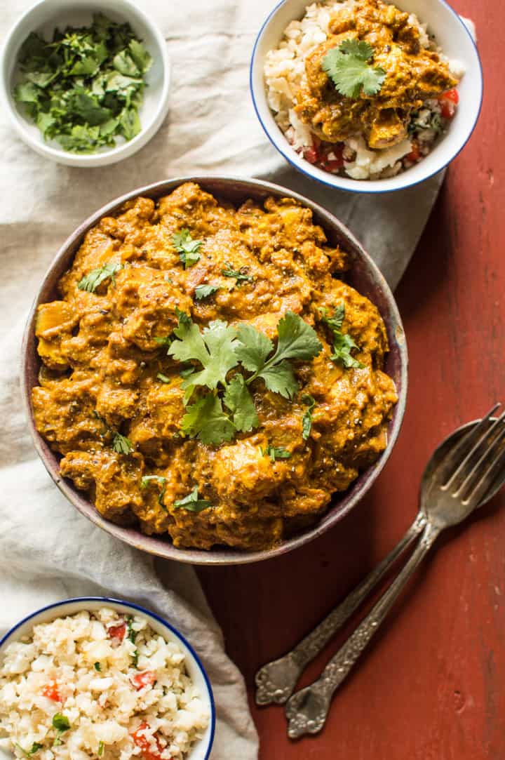 Paleo Chicken Tikka Masala - simple tikka masala dish that is Whole30 friendly! | healthynibblesandbits.com