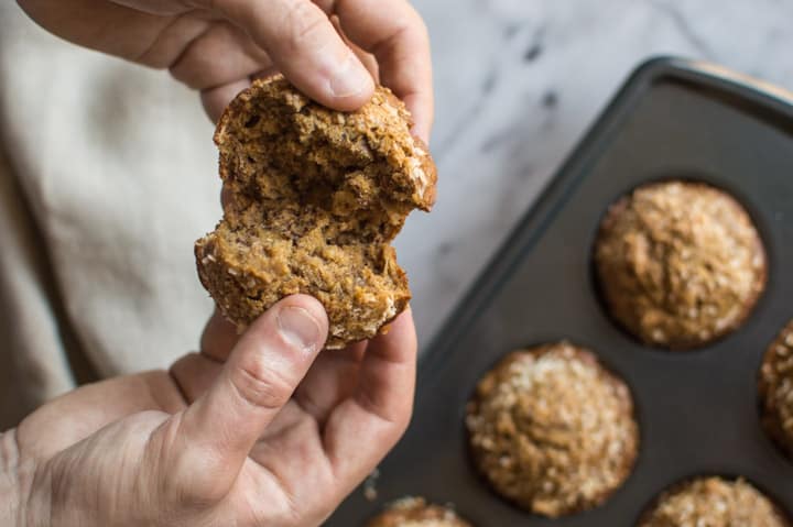 Whole Wheat Maple Banana Nut Muffins - healthy muffins made with NO refined sugar. Great recipe for breakfast! | healthynibblesandbits.com