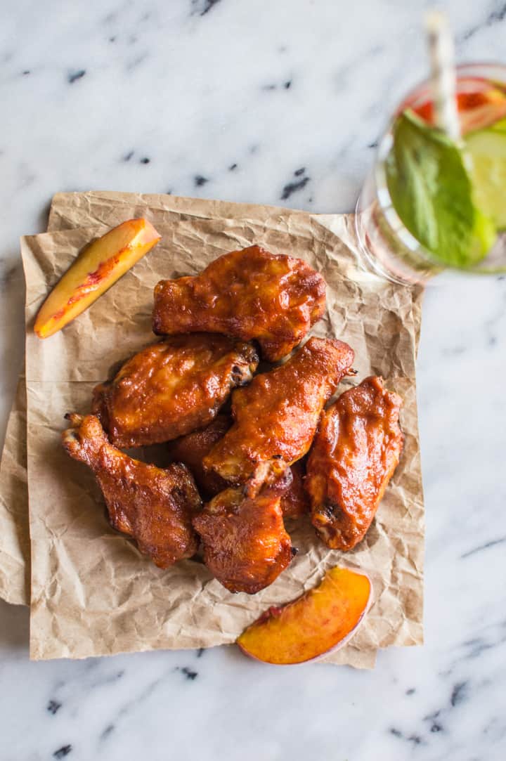 Baked Peach BBQ Chicken Wings - naturally sweetened with peaches and apple cider ONLY! paleo, gluten-free | healthynibblesandbits.com