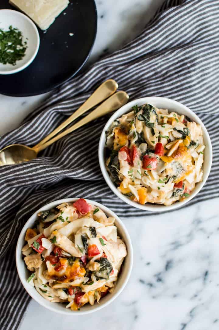 Low Carb Chicken Tetrazzini - this gluten-free cheesy wonder uses tofu shirataki noodles instead of pasta! | healthynibblesandbits.com
