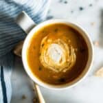 10-Minute Spicy Pumpkin Curry Chowder in a Mug - super easy vegan and gluten-free meal! | healthynibblesandbits.com