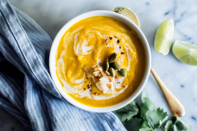 Thai Spiced Butternut Squash Soup - easy vegan and gluten free soup that is perfect for fall! | healthynibblesandbits.com