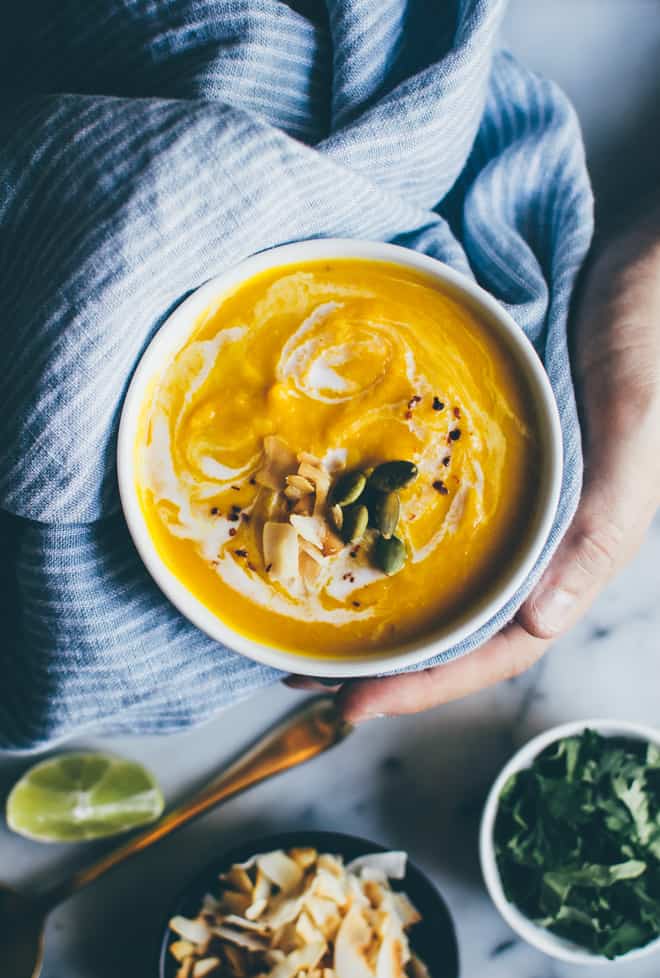 Thai Spiced Butternut Squash Soup - easy vegan and gluten free soup that is perfect for fall! | healthynibblesandbits.com