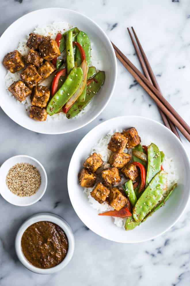 Jamaican Jerk Tofu Stir Fry - easy vegan meal that is full of spice! by Lisa Lin of healthynibblesandbits.com