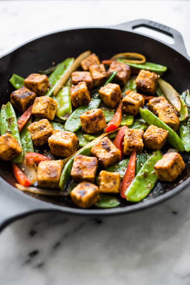 Jamaican Jerk Tofu Stir Fry - easy vegan meal that is full of spice! by Lisa Lin of healthynibblesandbits.com