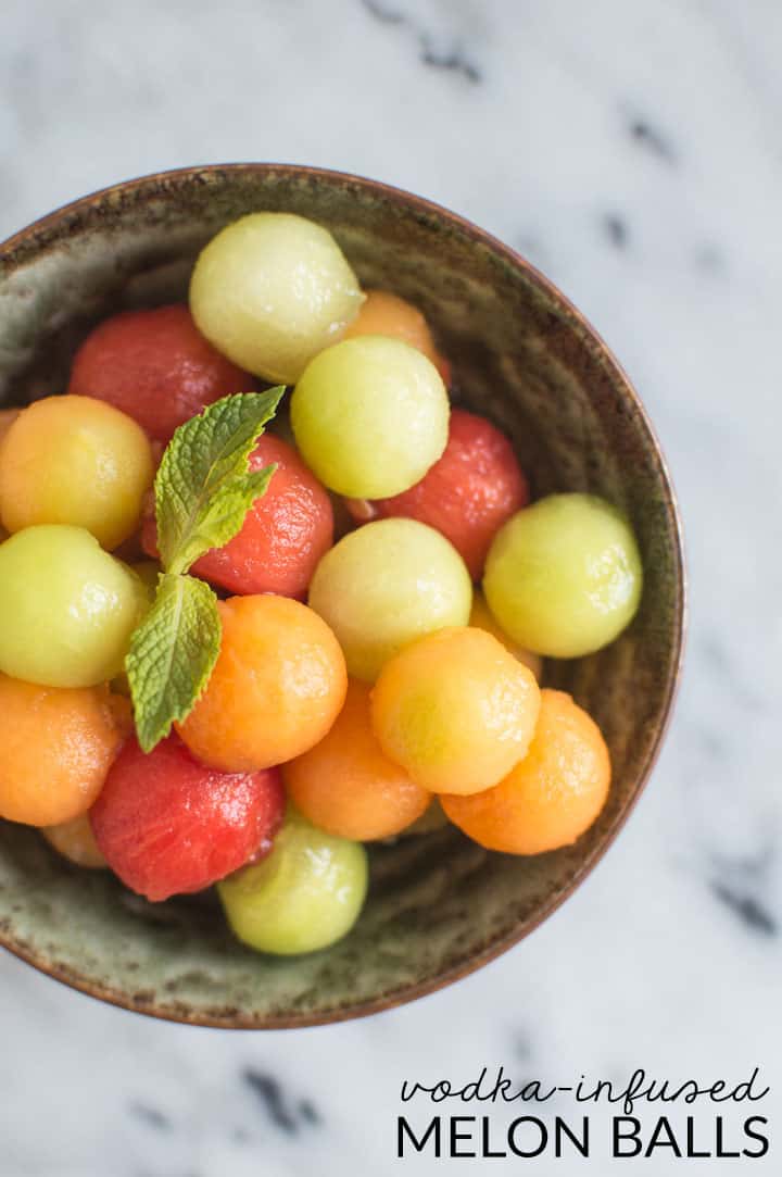 Vodka Infused Melon Balls - naturally sweetened, refreshing dessert for your parties! by @healthynibs