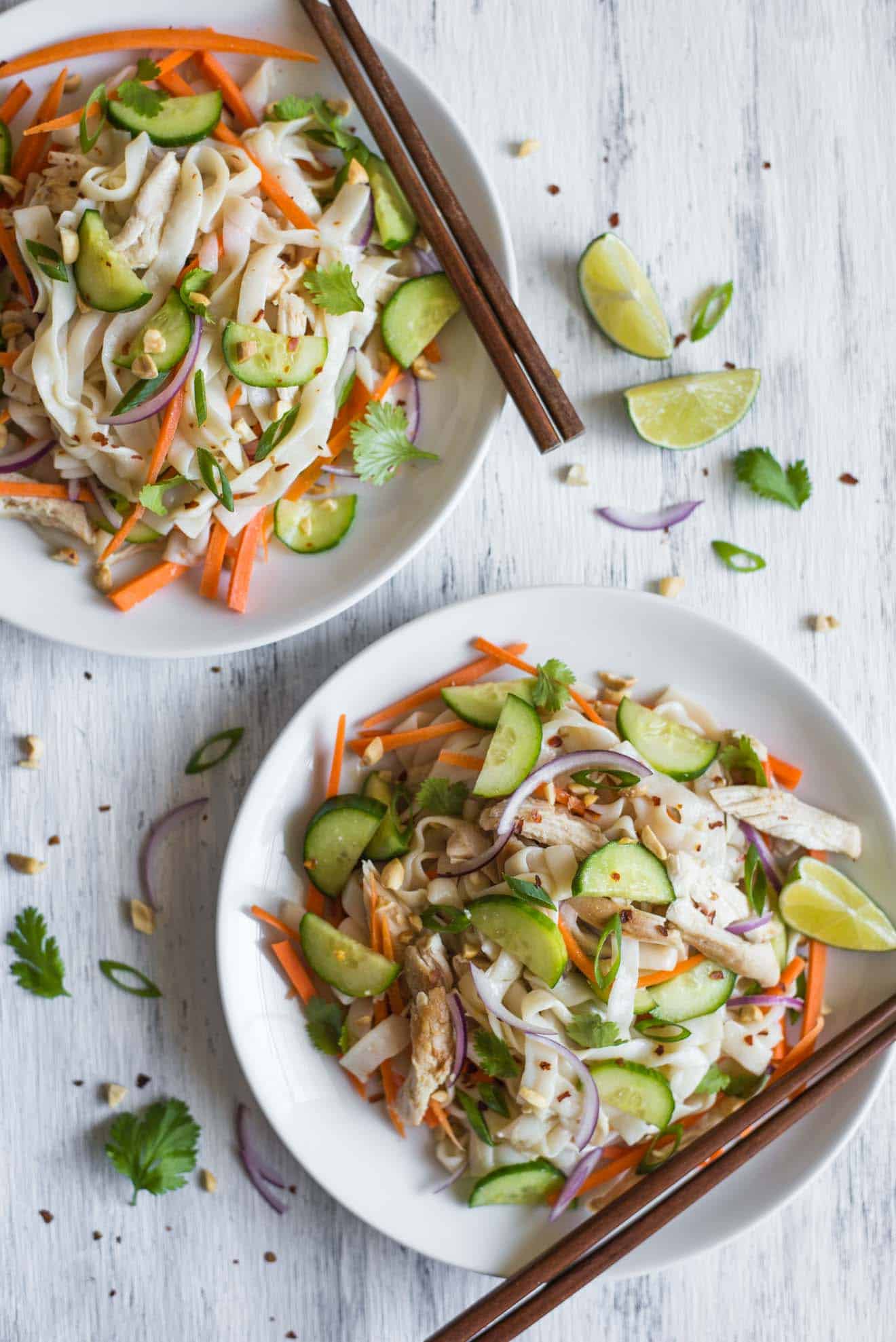 This tasty Lemongrass Chicken Noodle Salad is the perfect low-carb, gluten-free dinner. It's light, healthy and packed with vegetables. by @healthynibs