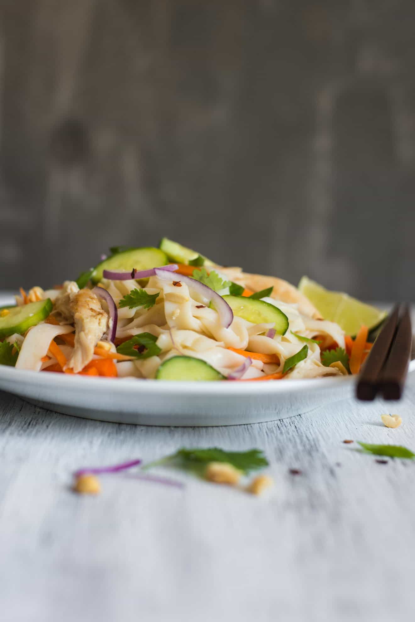 This tasty Lemongrass Chicken Noodle Salad is the perfect low-carb, gluten-free dinner. It's light, healthy and packed with vegetables. by @healthynibs