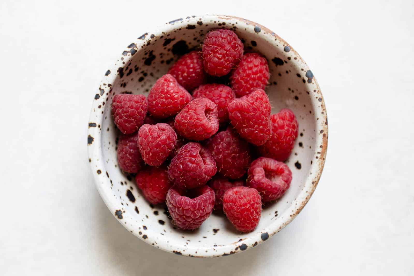 Raspberries in a bowl