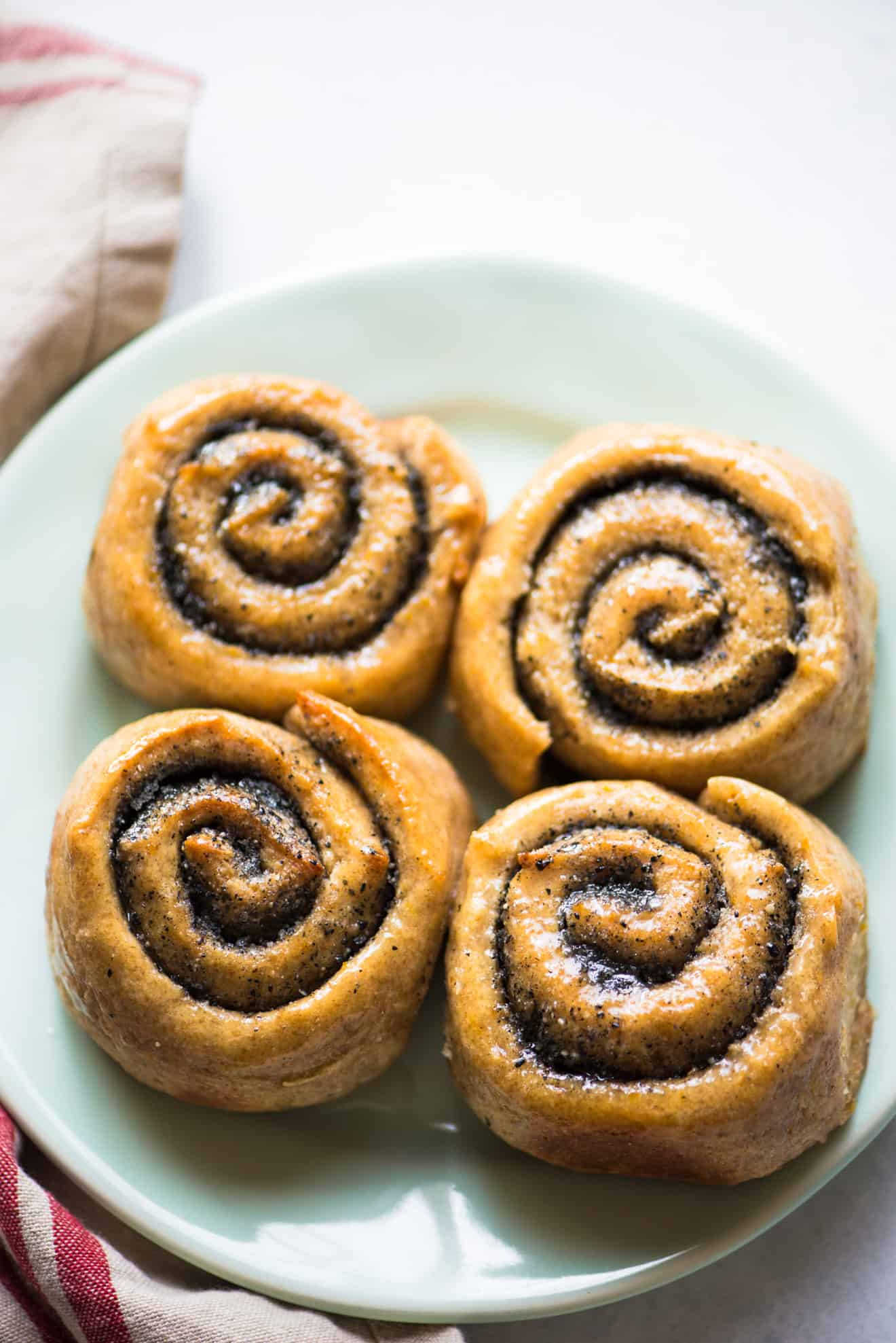 Vegan Black Sesame Rye Rolls - these light, fluffy rye rolls are easy to make and they contain much less sugar and butter than traditional rolls!