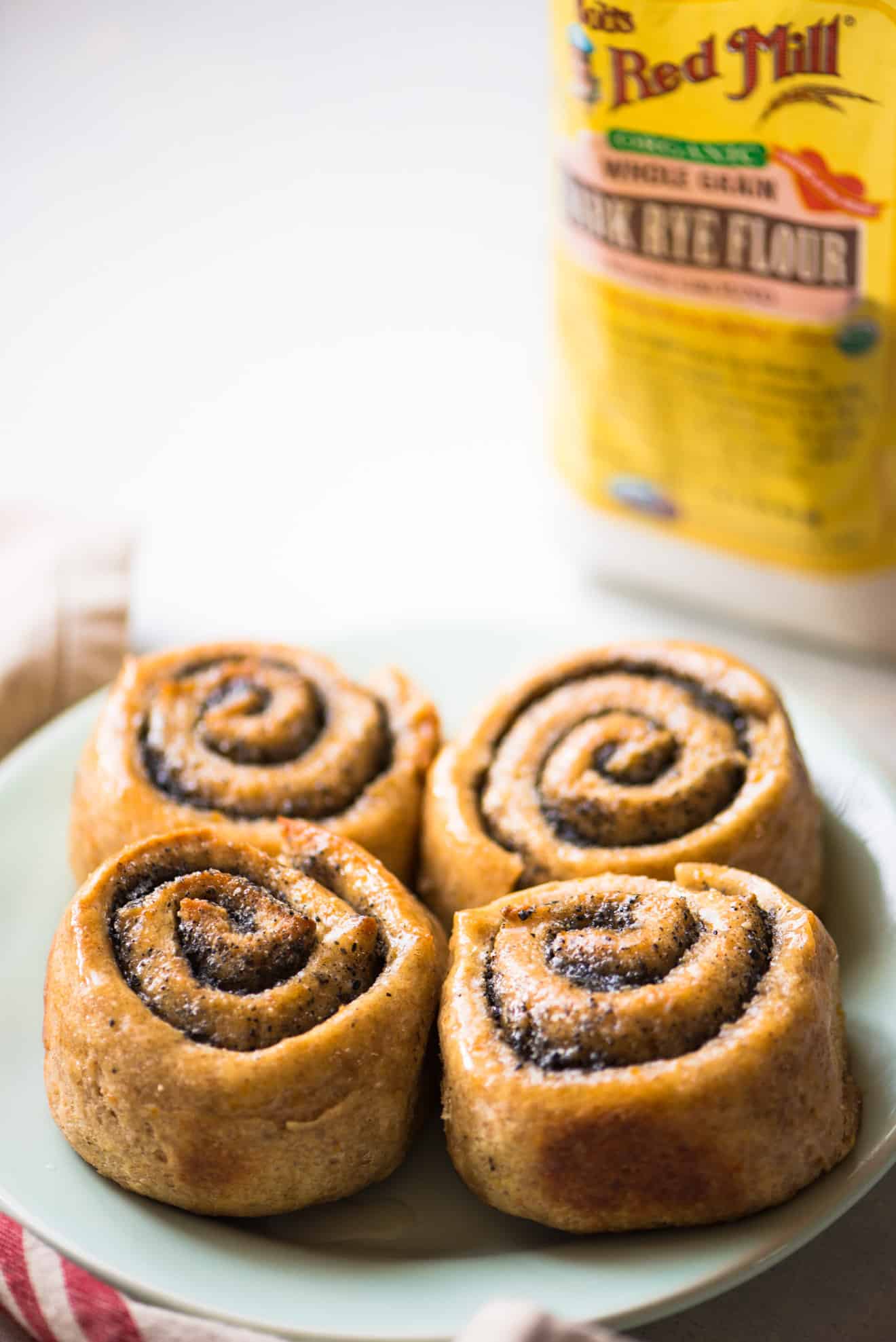 Vegan Black Sesame Rye Rolls - these light, fluffy rye rolls are easy to make and they contain much less sugar and butter than traditional rolls!