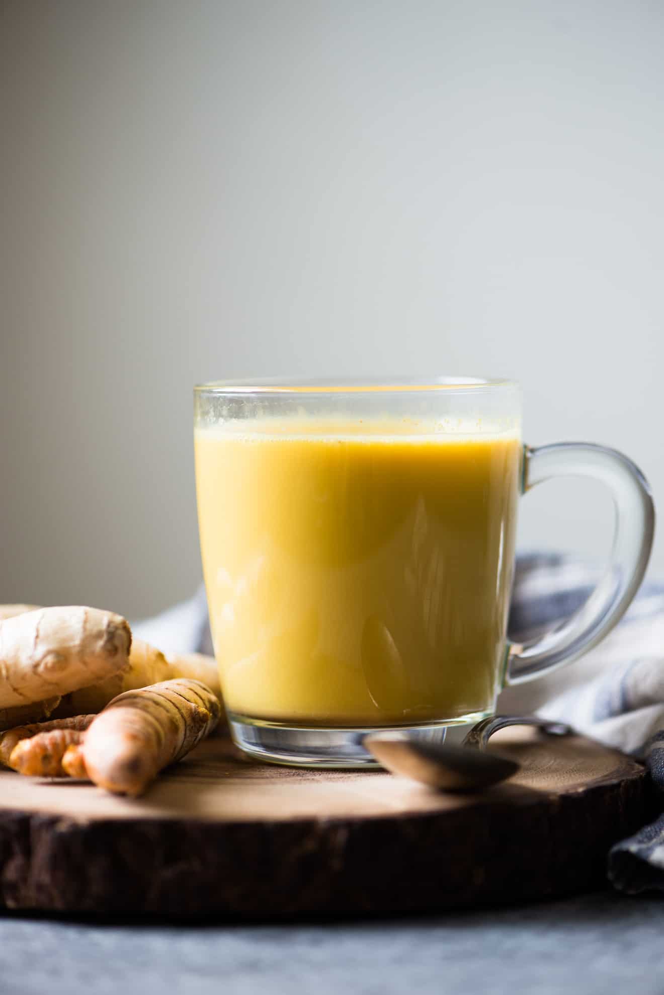 Anti-Inflammatory Turmeric Tea Recipe (Golden Milk)