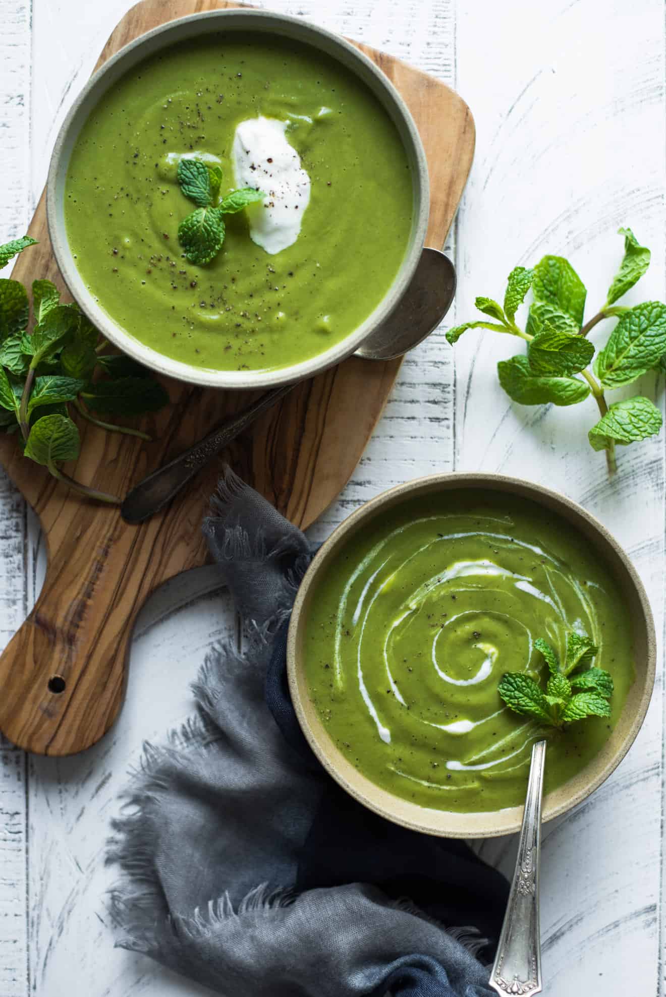 Pea and Mint Soup - a healthy, gluten free soup that's packed with vegetables!