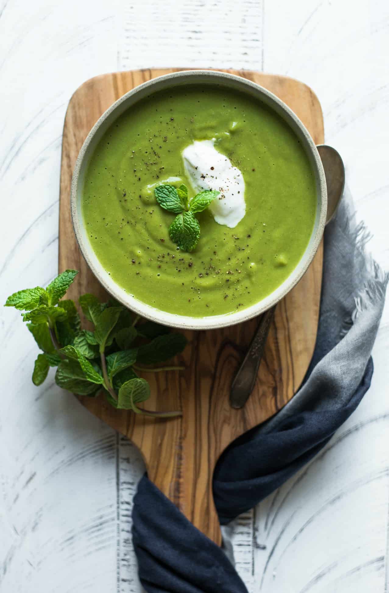 Pea and Mint Soup - a healthy, gluten free soup that's packed with vegetables!