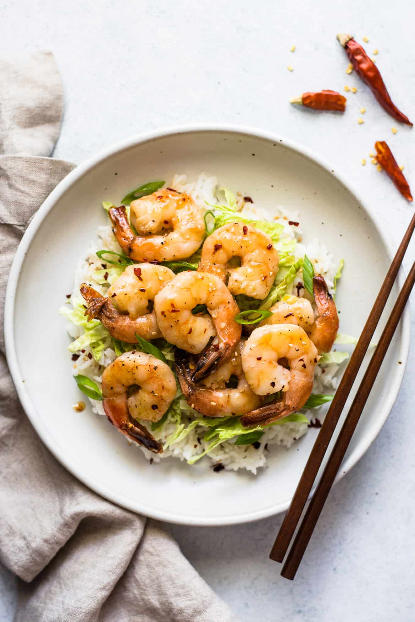 This mouth-watering Honey Chili Garlic Shrimp takes only 15 minutes to make!