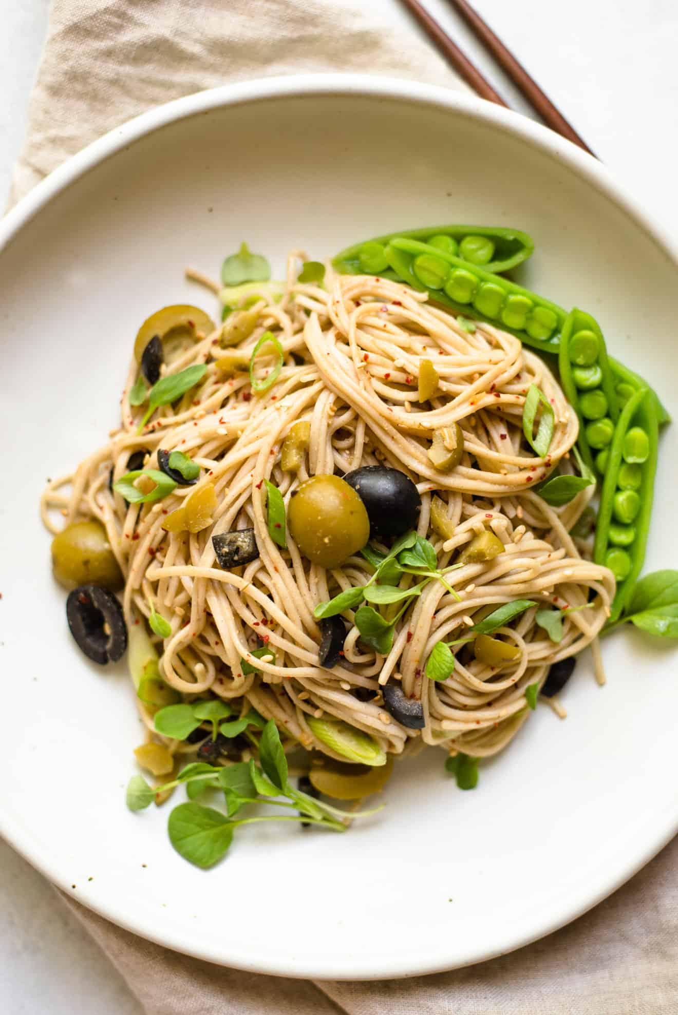 30-MINUTE Sesame and Olive Soba Noodles - Soba noodles are tossed with a sesame and olive sauce - easy, healthy vegan meal!