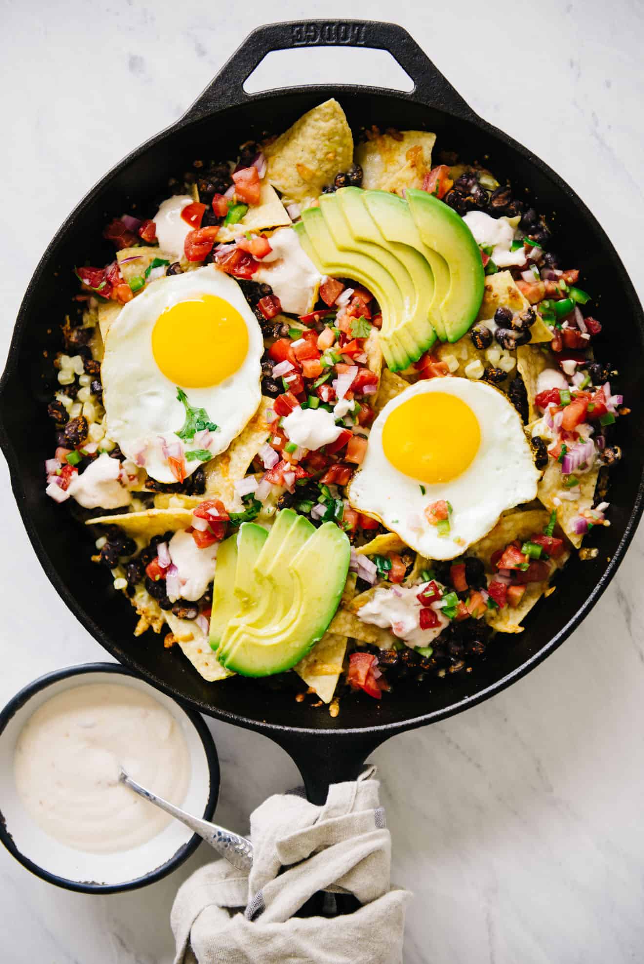 Loaded Breakfast Nachos - easy gluten-free meal in 20 minutes! Perfect for brunch