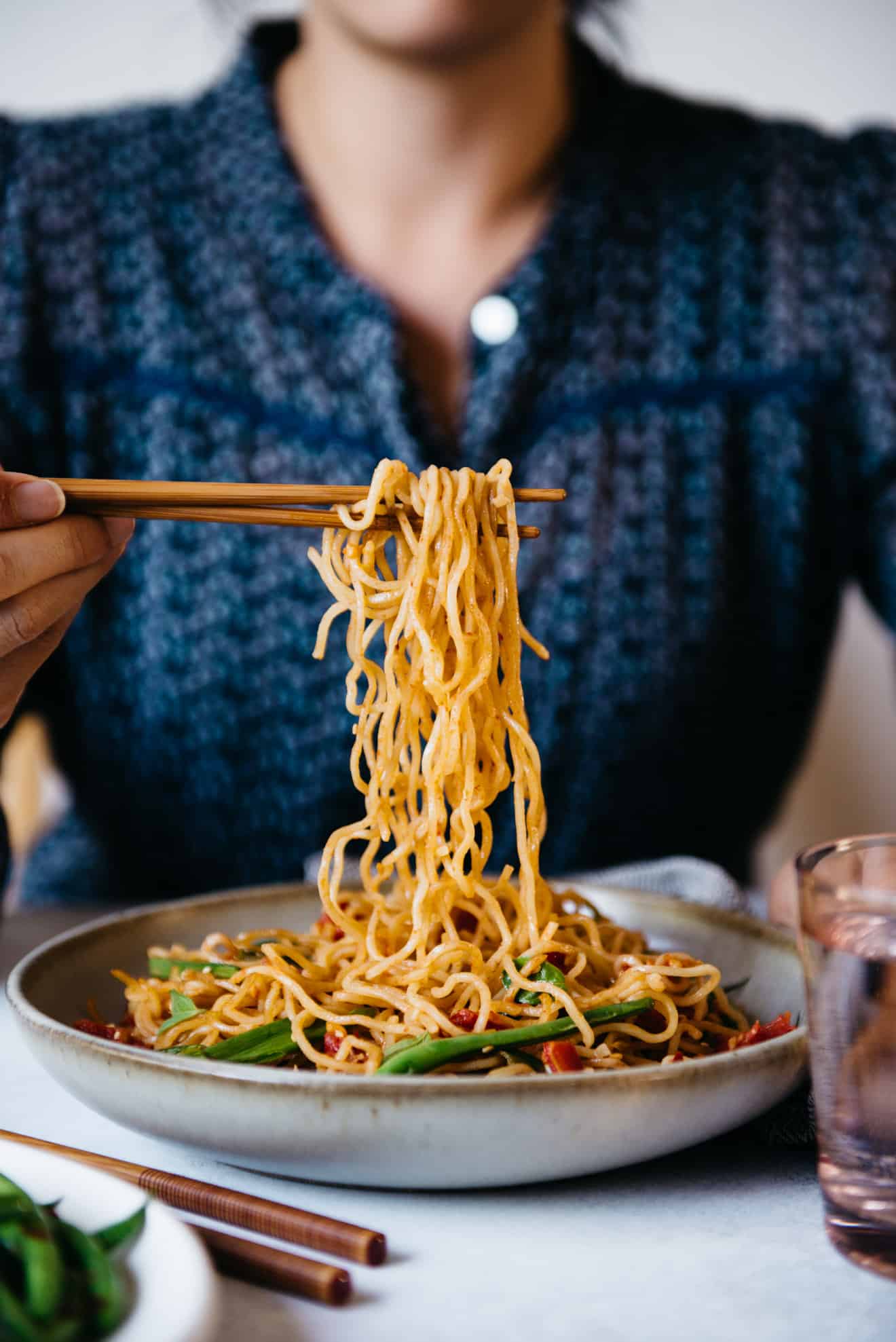 Vegetable Chow Mein with Tomatoes and Green Beans