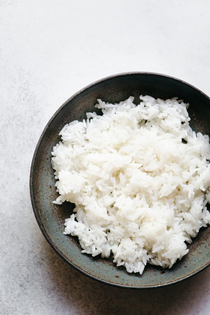 Now I've Seen Everything - How to measure rice without a measuring cup.