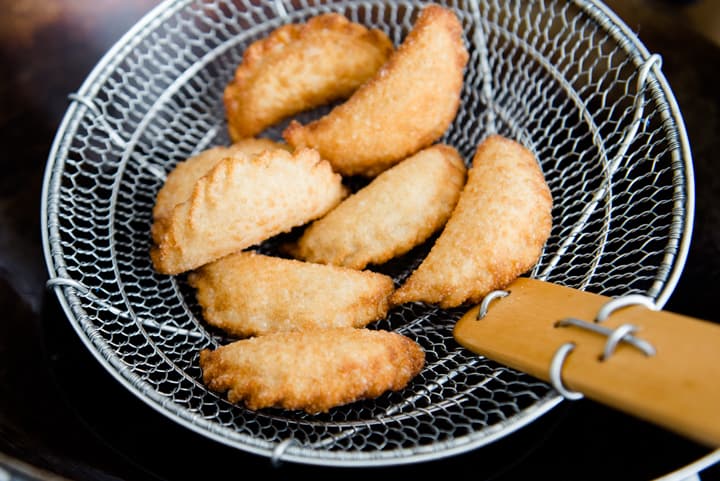 Frying Sweet Fried Dumplings