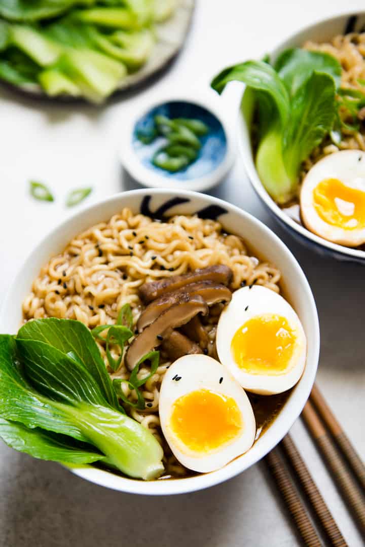 10-Minute Vegetable Ramen Noodles - Hey Nutrition Lady