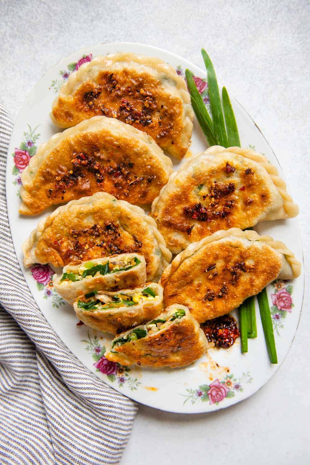 Chinese Chive Dumplings Recipe - ThaiTable.com