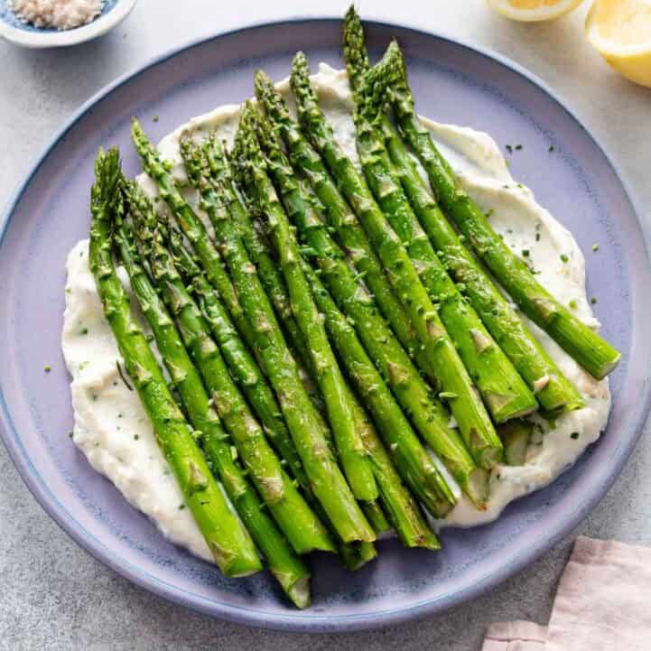 Roasted Asparagus with Ricotta Suace
