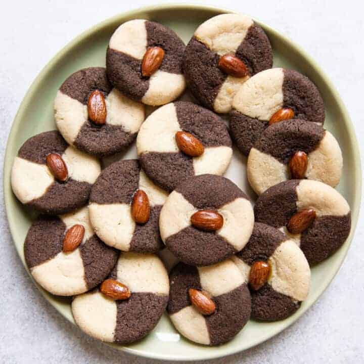 Black Sesame Almond Cookie