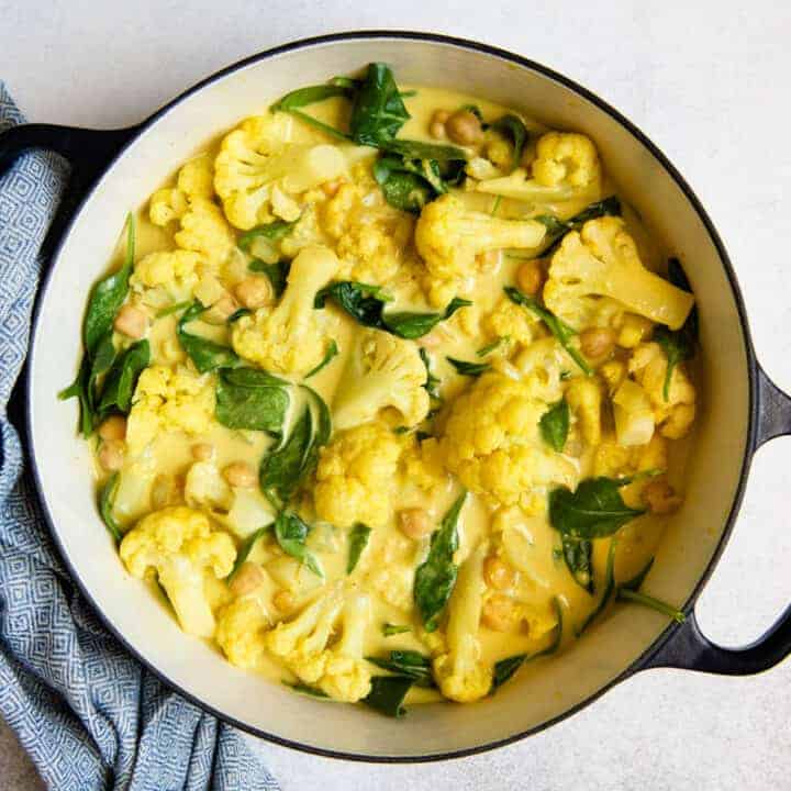 Cauliflower Curry with Chickpeas & Spinach