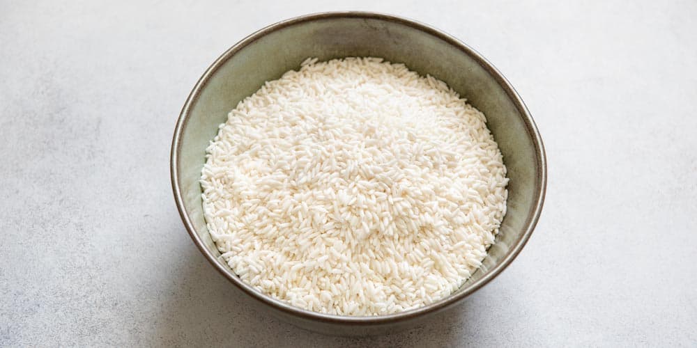 https://healthynibblesandbits.com/wp-content/uploads/2020/04/Glutinous-Rice.jpg