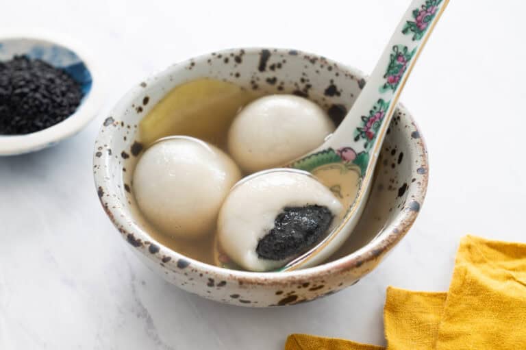 Black Sesame Tang Yuan